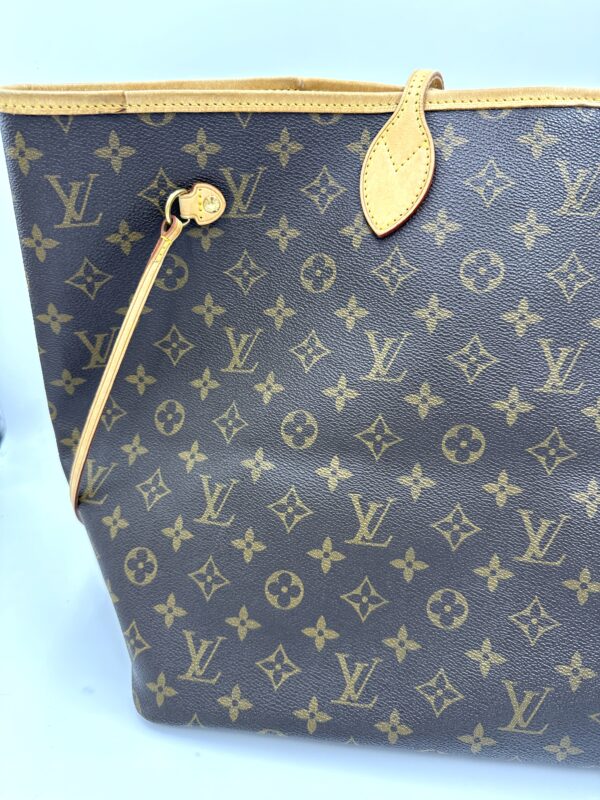 Authentic Louis Vuitton Neverfull GM - Image 9