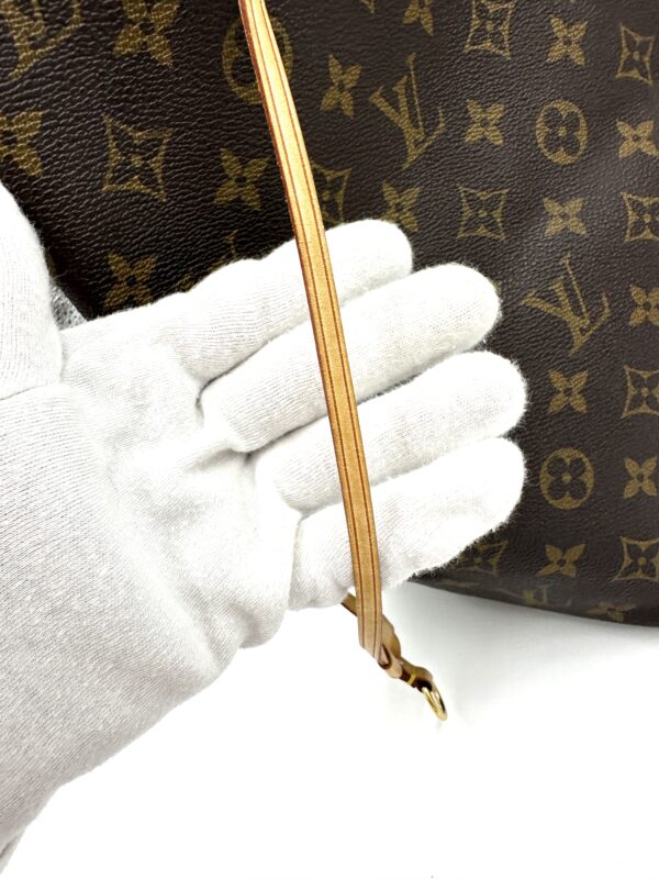 Authentic Louis Vuitton Neverfull GM - Image 18