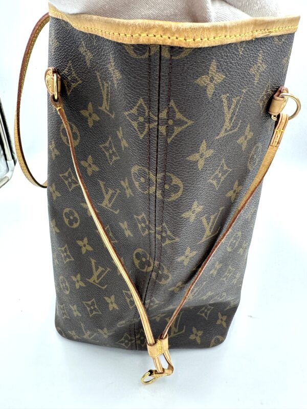 Authentic Louis Vuitton Neverfull GM - Image 17