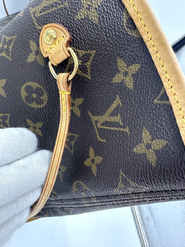 Authentic Louis Vuitton Neverfull GM - Image 16