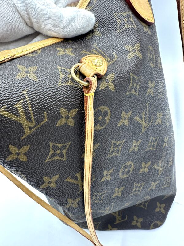 Authentic Louis Vuitton Neverfull GM - Image 20