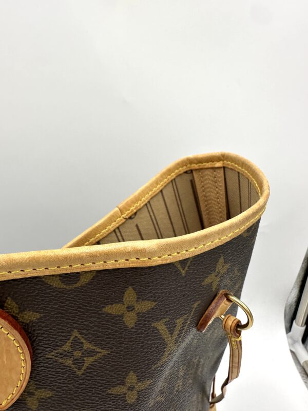 Authentic Louis Vuitton Neverfull GM - Image 27