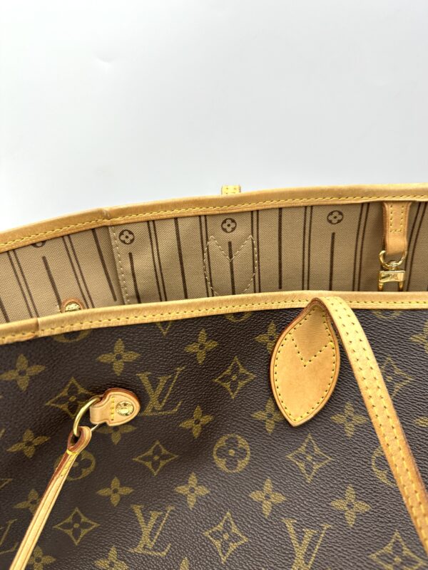 Authentic Louis Vuitton Neverfull GM - Image 30