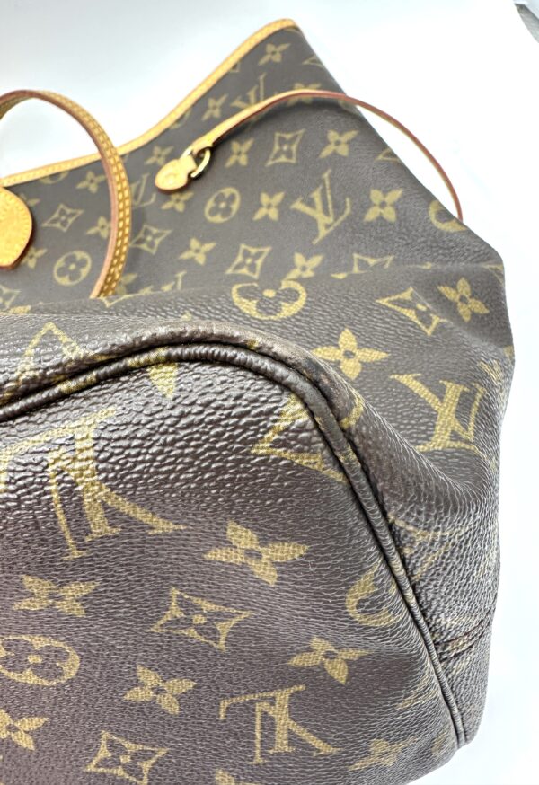 Authentic Louis Vuitton Neverfull GM - Image 39