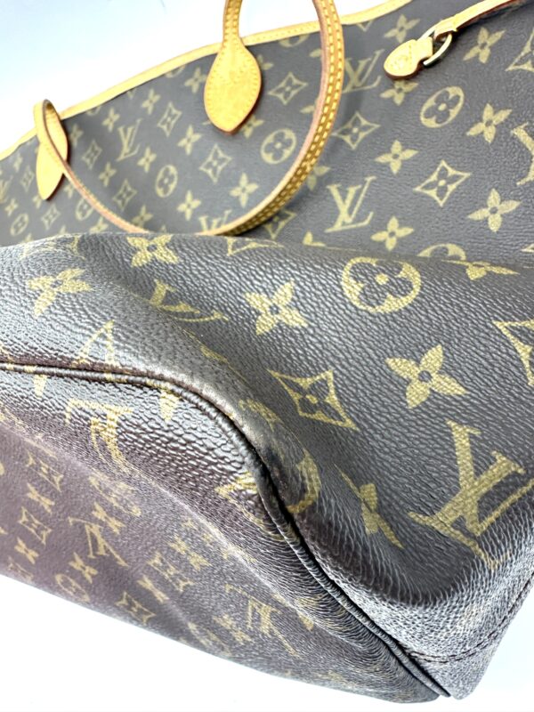 Authentic Louis Vuitton Neverfull GM - Image 40