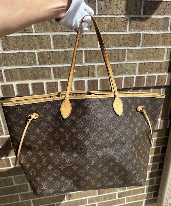 Authentic Louis Vuitton Neverfull GM - Image 5