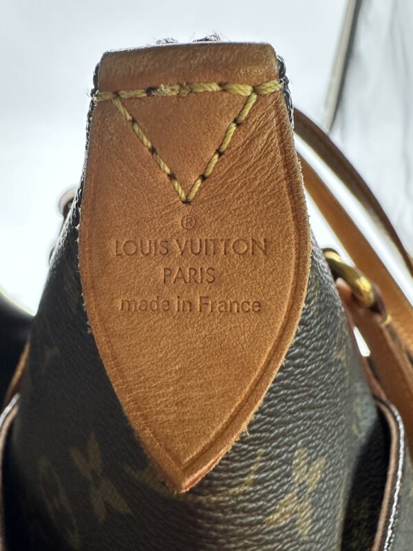 Authentic Louis Vuitton Totally MM - Image 5