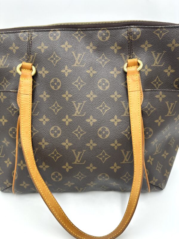 Authentic Louis Vuitton Totally MM - Image 16