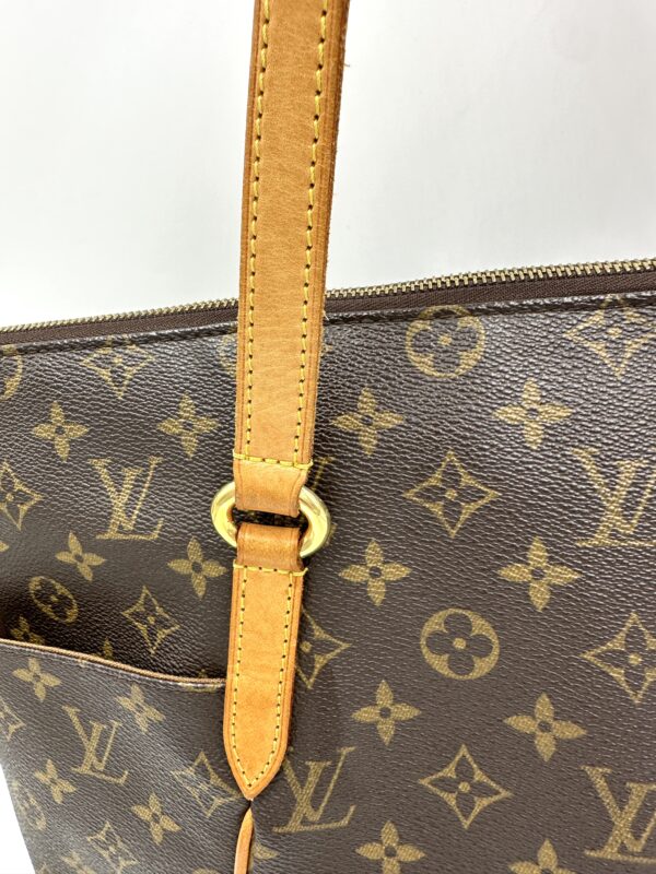 Authentic Louis Vuitton Totally MM - Image 20