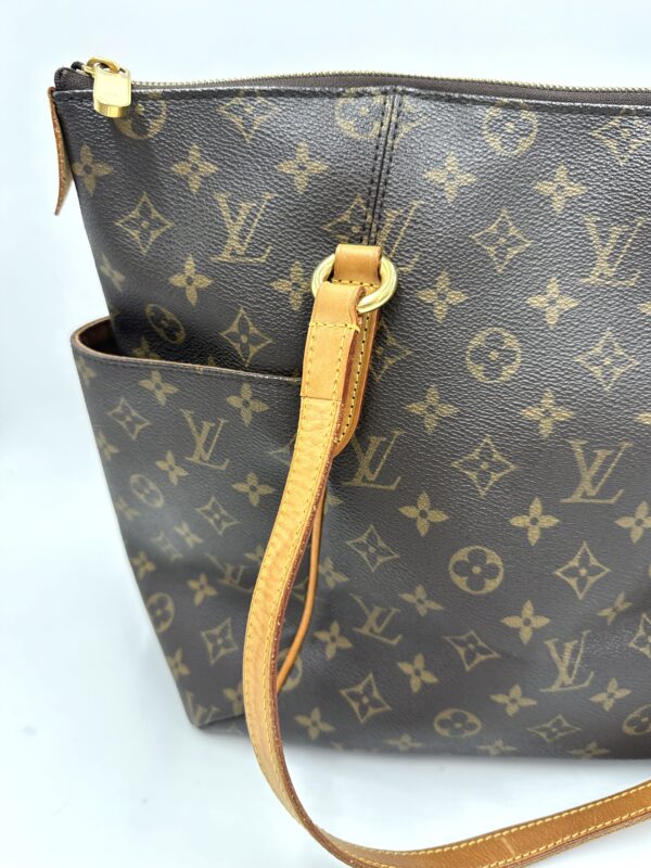 Authentic Louis Vuitton Totally MM - Image 26