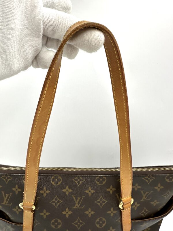 Authentic Louis Vuitton Totally MM - Image 34