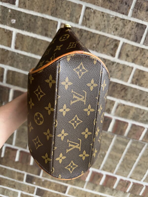 Authentic Louis Vuitton Ellipse PM with free gold generic crossbody chain included - Image 9