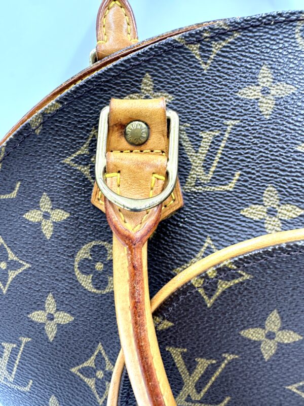 Authentic Louis Vuitton Ellipse PM with free gold generic crossbody chain included - Image 15