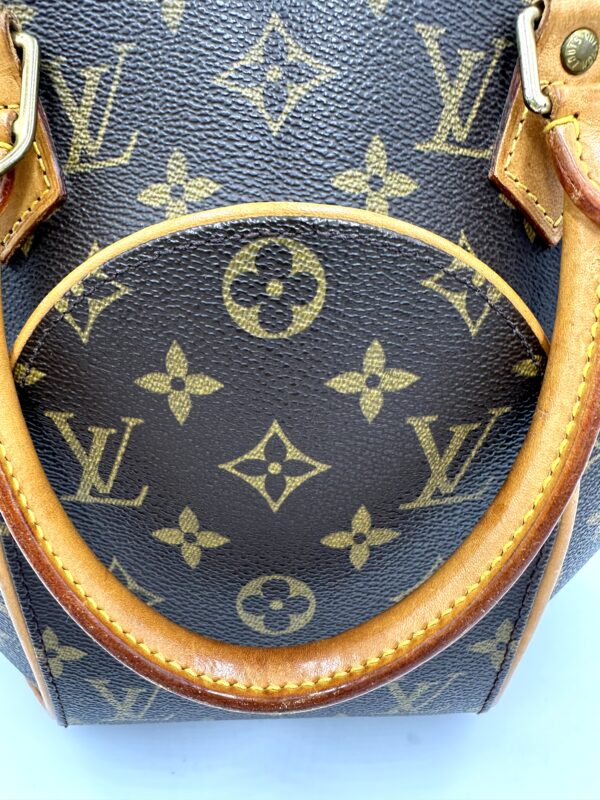 Authentic Louis Vuitton Ellipse PM with free gold generic crossbody chain included - Image 18