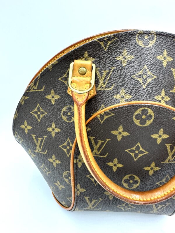 Authentic Louis Vuitton Ellipse PM with free gold generic crossbody chain included - Image 24