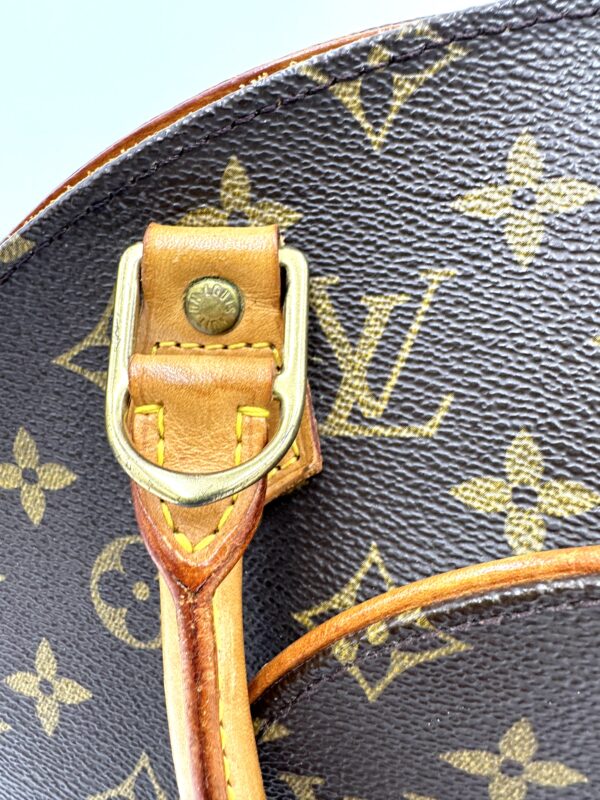 Authentic Louis Vuitton Ellipse PM with free gold generic crossbody chain included - Image 27