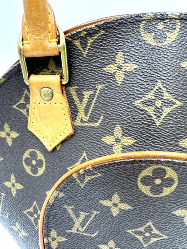 Authentic Louis Vuitton Ellipse PM with free gold generic crossbody chain included - Image 31