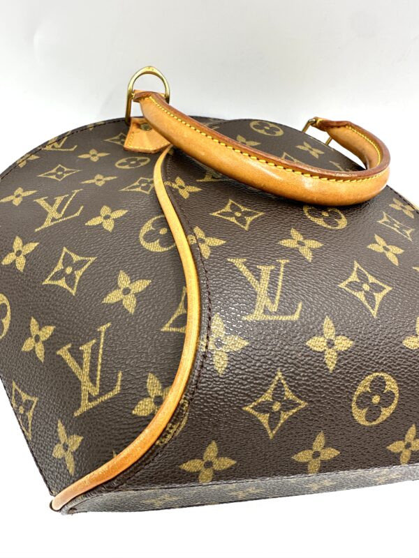 Authentic Louis Vuitton Ellipse PM with free gold generic crossbody chain included - Image 36