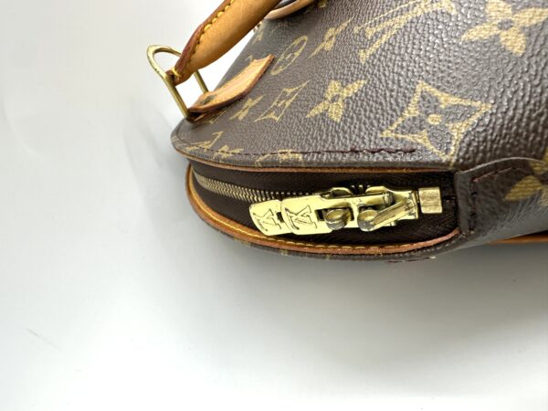 Authentic Louis Vuitton Ellipse PM with free gold generic crossbody chain included - Image 38