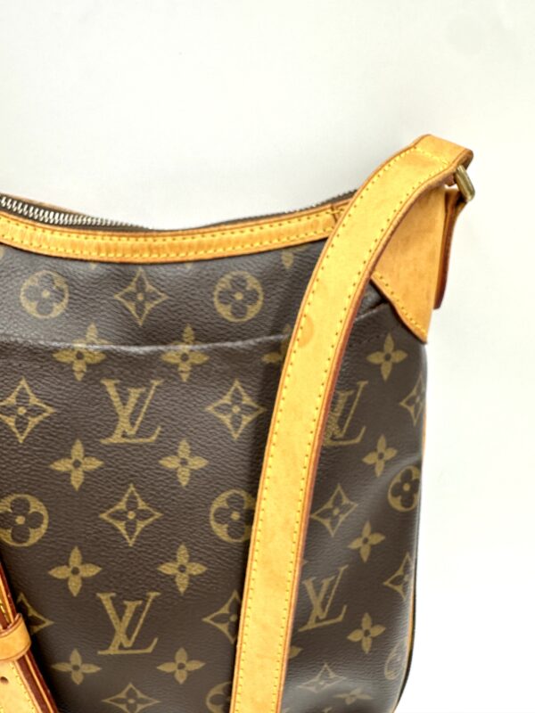 Authentic Louis Vuitton Odeon PM with LV dustbag included - Image 18