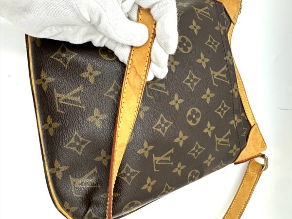 Authentic Louis Vuitton Odeon PM with LV dustbag included - Image 45