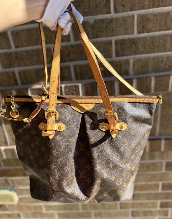 Authentic Louis Vuitton Palermo GM with branded Dustbag and branded strap included - Image 8