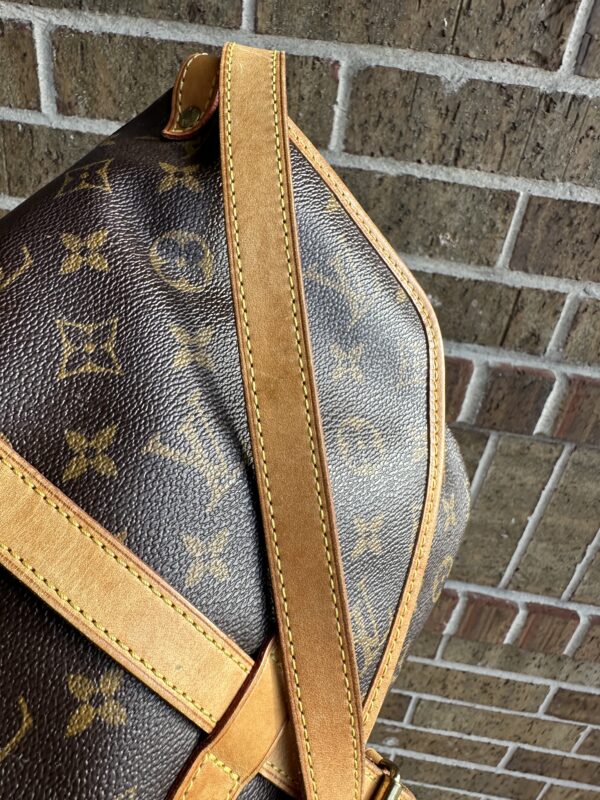 Authentic Louis Vuitton Saumur 30 - Image 10