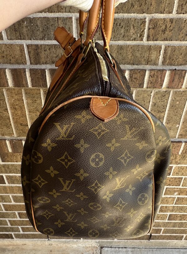 Authentic Louis Vuitton Keepall 45 with LV tag and LV lock attached (no key) - Image 8