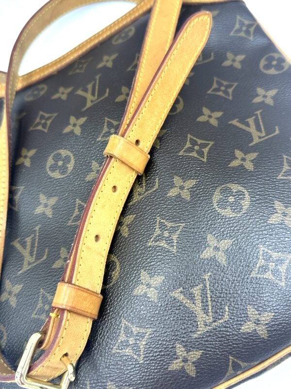 Authentic Louis Vuitton Odeon PM crossbody - Image 27