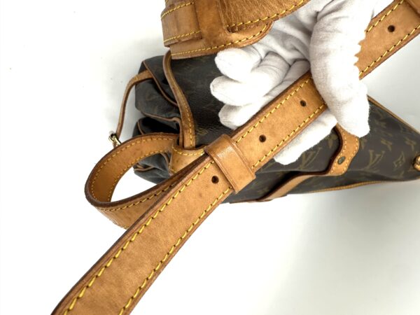 Authentic Louis Vuitton Saumur 30 - Image 23