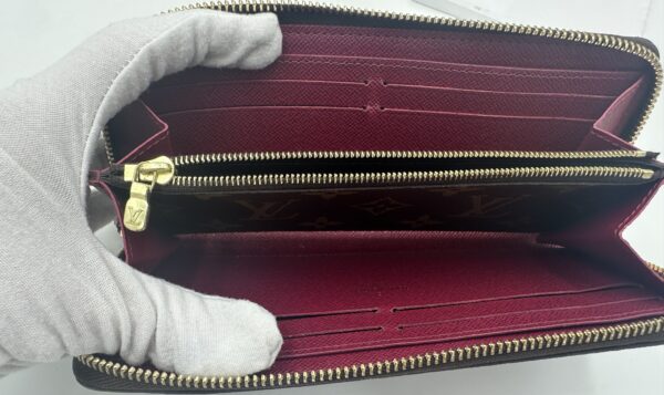 Authentic Louis Vuitton Clemence wallet, fuchsia, with LV box and LV dustbag included - Image 21