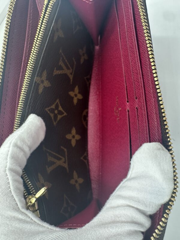 Authentic Louis Vuitton Clemence wallet, fuchsia, with LV box and LV dustbag included - Image 23