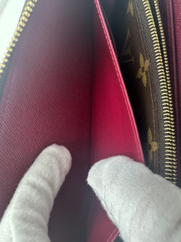 Authentic Louis Vuitton Clemence wallet, fuchsia, with LV box and LV dustbag included - Image 24
