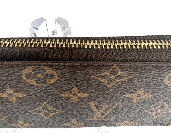 Authentic Louis Vuitton Clemence wallet, fuchsia, with LV box and LV dustbag included - Image 15