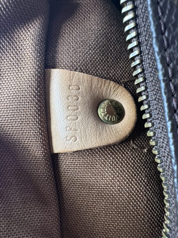 Authentic Louis Vuitton Speedy 25 with LV dustbag and LV lock (no key) - Image 7