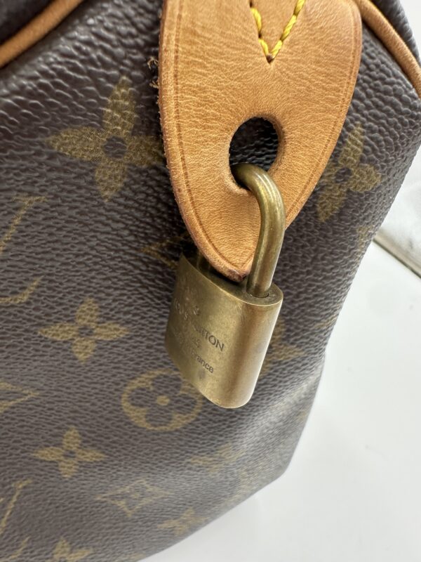 Authentic Louis Vuitton Speedy 25 with LV dustbag and LV lock (no key) - Image 30