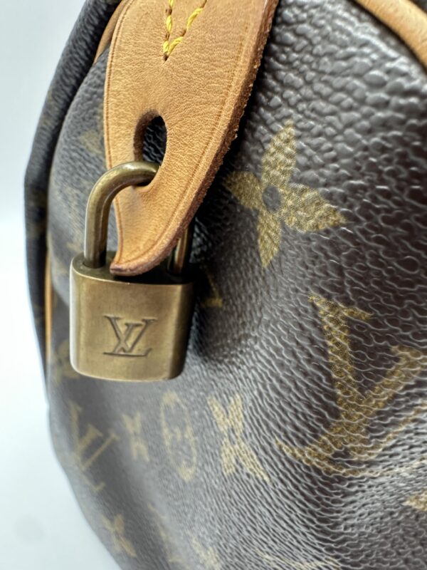 Authentic Louis Vuitton Speedy 25 with LV dustbag and LV lock (no key) - Image 33