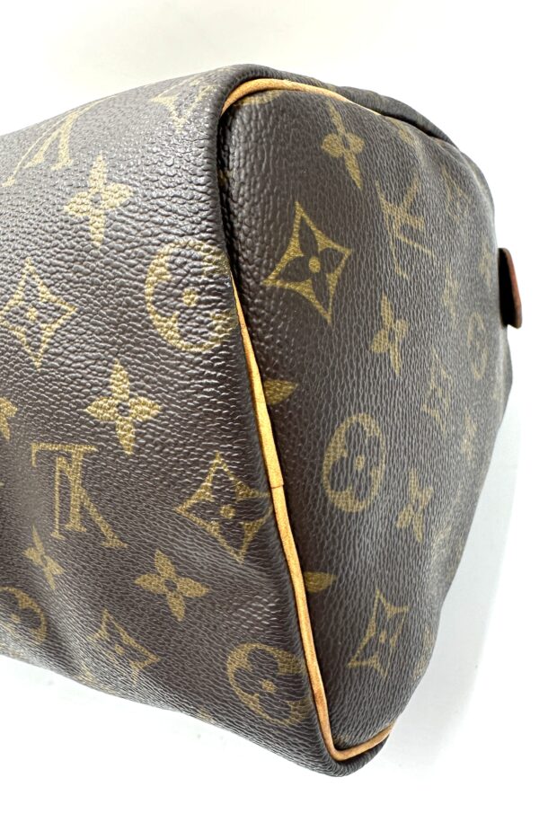 Authentic Louis Vuitton Speedy 25 with LV dustbag and LV lock (no key) - Image 36