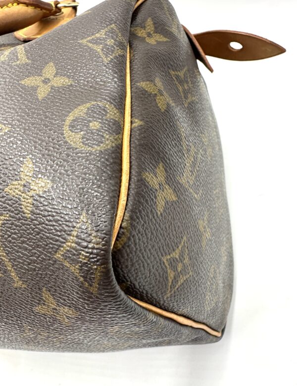 Authentic Louis Vuitton Speedy 25 with LV dustbag and LV lock (no key) - Image 38
