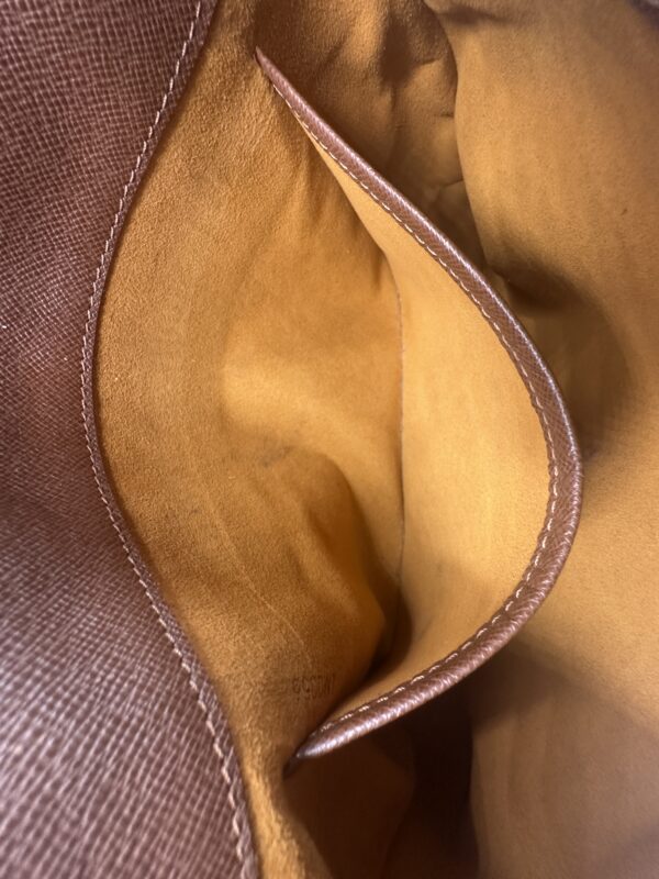 Authentic Louis Vuitton Musette Tango with harder to find crossbody strap - Image 25