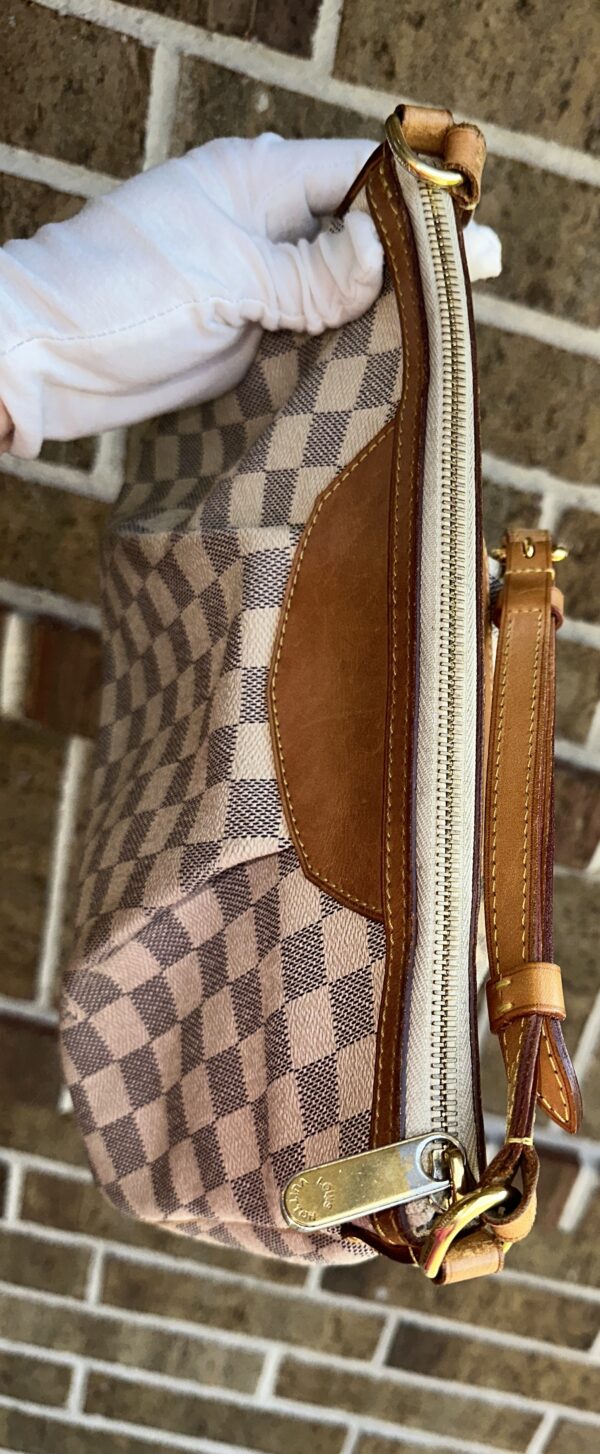 Authentic Louis Vuitton Siracusa PM crossbody - Image 10