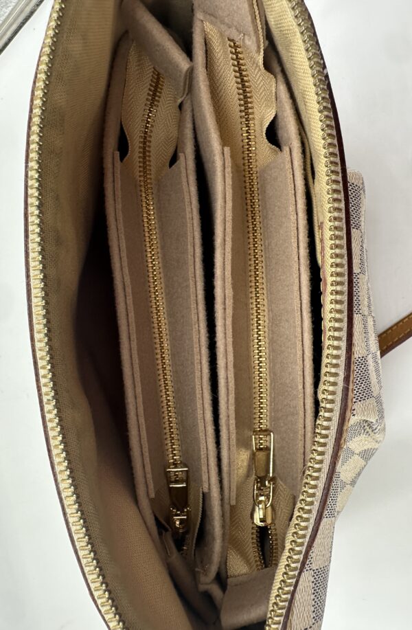 Authentic Louis Vuitton Siracusa PM crossbody - Image 47