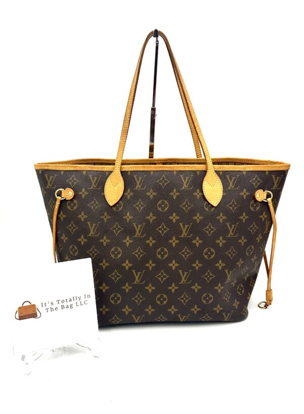 Authentic Louis Vuitton Neverfull MM with beige interior, Monogram