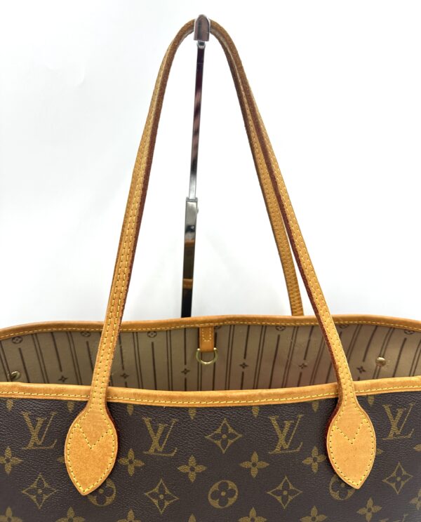 Authentic Louis Vuitton Neverfull MM with beige interior, Monogram - Image 6