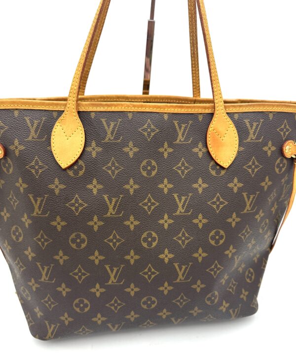 Authentic Louis Vuitton Neverfull MM with beige interior, Monogram - Image 13