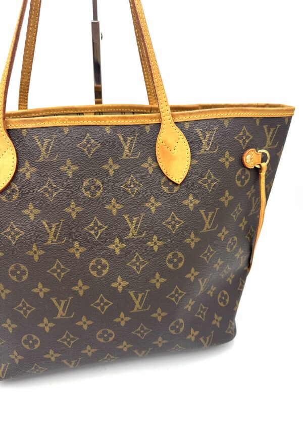 Authentic Louis Vuitton Neverfull MM with beige interior, Monogram - Image 14
