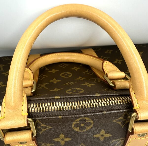 Authentic Louis Vuitton Keepall 45 Bandouliere with LV strap and LV dustbag included - Image 20