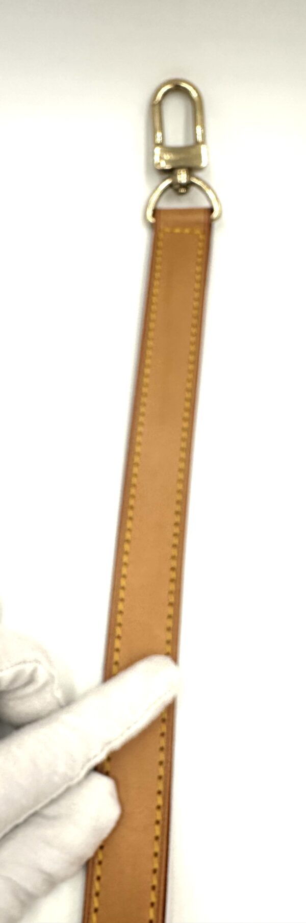 Authentic Louis Vuitton Keepall 45 Bandouliere with LV strap and LV dustbag included - Image 47