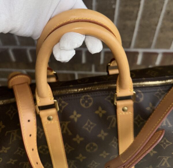 Authentic Louis Vuitton Keepall 45 Bandouliere with LV strap and LV dustbag included - Image 59