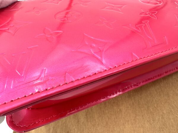 Authentic Louis Vuitton Lexington Pochette, Pink, with LV short strap, LV dustbag and generic crossbody chain - Image 9